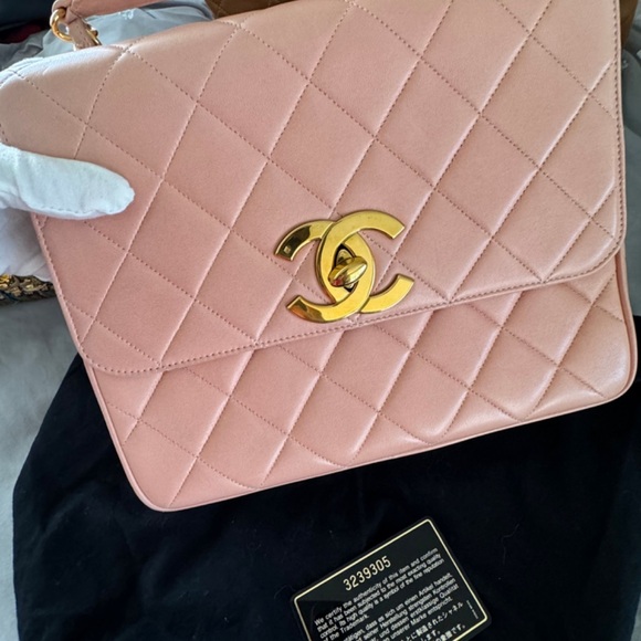 Extremely Rare Vintage Chanel Shoulder Bag with 24k gold plated hardware - Picture 4 of 14